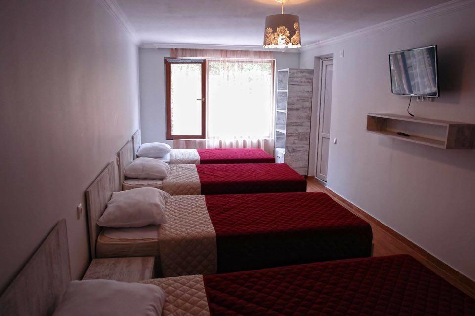 Villa La Familia Makhinjauri Exterior foto